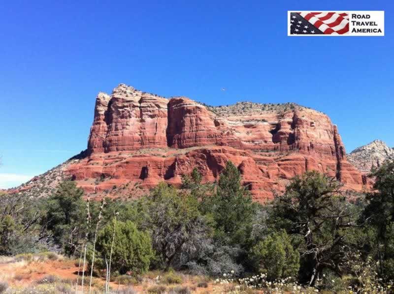 The rugged beauty and vivid colors of the rocks and mountains surrounding Sedona