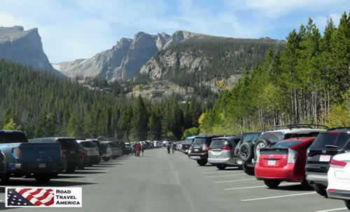 Parking lot full at Bear Lake