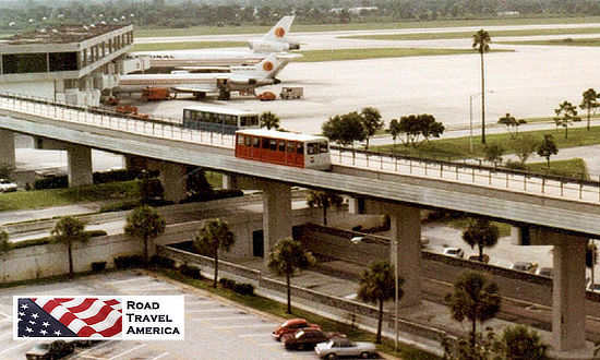 National Airlines Boeing 727 and McDonnell-Douglas DC-10 at Tampa International Airport - 1971