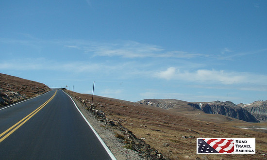 Climbing along the tundra on the Beartooth Highway