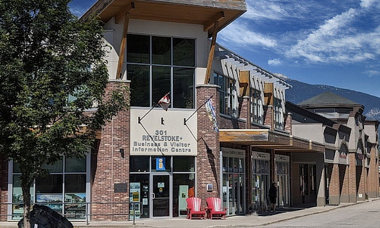 Exterior view of the Revelstoke Business & Visitor Information Centre