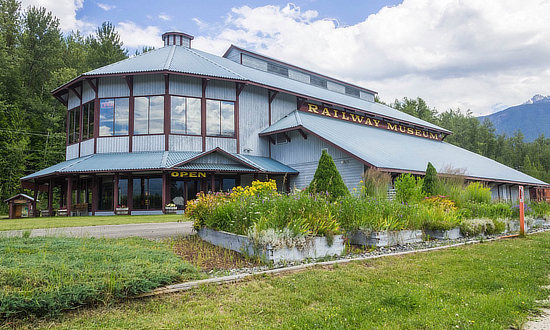 Exterior view of the Revelstone Railway Museum in British Columbia