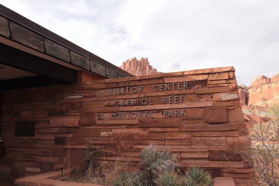 Capitol Reef National Park Visiitor Center 