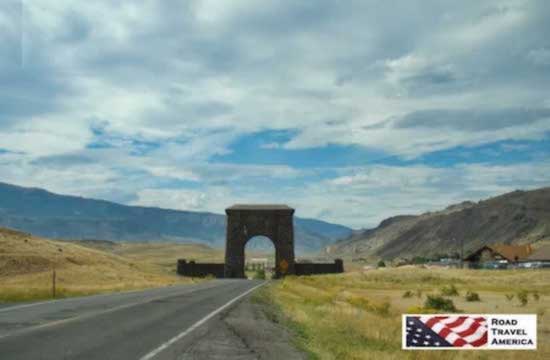 The Roosevelt Arch at the Gardiner, Montana north entrance to Yellowstone National Park